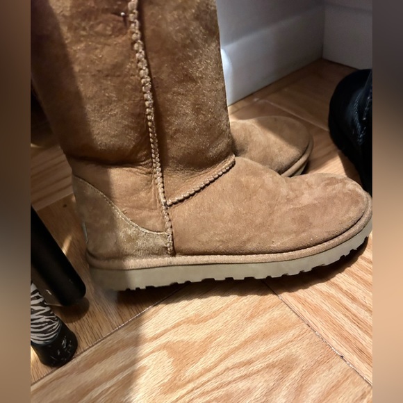 UGG Shoes - Short classic chestnut uggs size 7 from Nordstrom women’s